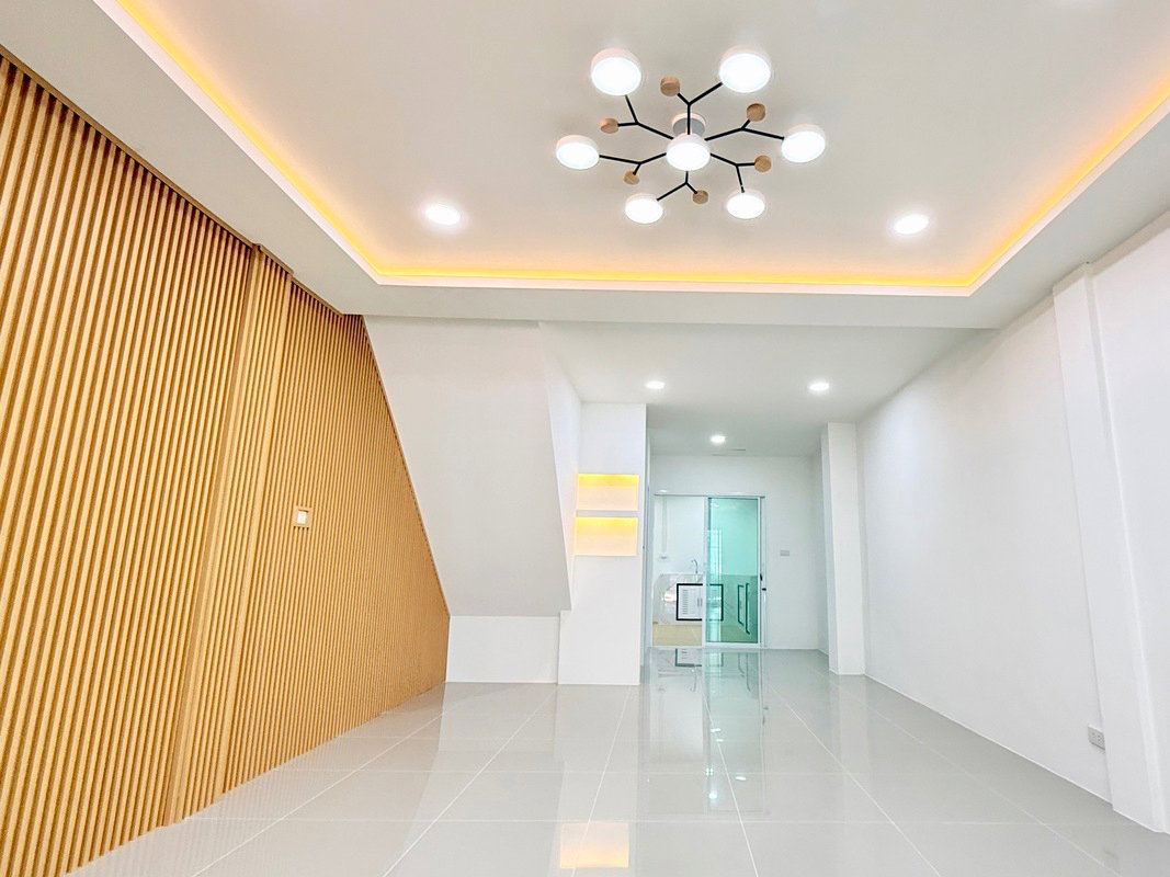 รูป ขายทาวน์เฮ้าส์ สุขสันต์ 6 รีโนเวทใหม่ต่อเติมครบ 18 ตรว. ใกล้MRTสถานีหลักสอง - รูปที่ 4/14