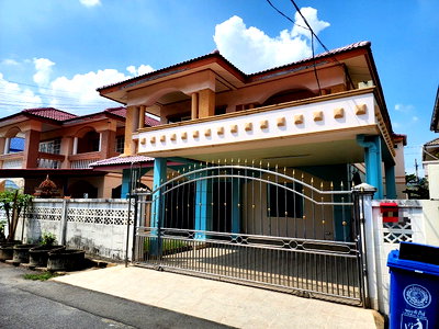 เช่าบ้านเดี่ยว แม็คโคร บางบัวทอง : 🔥 บ้านเช่าหลังใหญ่ ฟังก์ชันครบ ในงบแค่ 15,000! หาแบบนี้ยากมาก 🔥 ใกล้รถไฟฟ้าสายสีม่วง