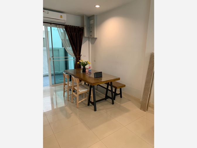 ให้เช่าทาวน์โฮม 3 ห้องนอน 165 ตร.ม. 21 ตร.ว. บ้านกลางเมือง  เออร์บาเนี่ยน เออเกษตร - นวมินทร์ 2