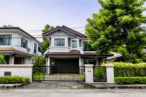 รูปภาพ ให้เช่า บ้านเดี่ยว 2 ชั้น เศรษฐสิริ วงแหวน–สุขาภิบาล 2 บ้านสวยพร้อมอยู่ เฟอร์นิเจอร์และเครื่องใช้ไฟฟ้าครบ 