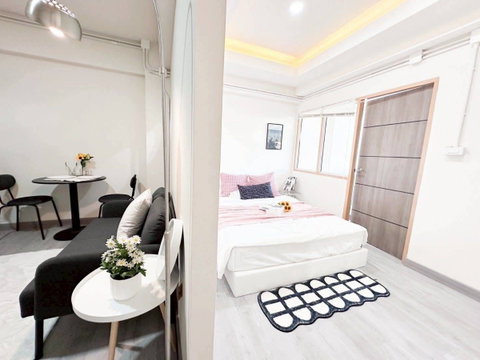ให้เช่า คอนโดมิเนียม ศรีธนาคอนโดมิเนียม 1📍 ย่านศิริมังคลาจารย์ ใจกลางเมือง วิวภูเขาที่สวยงาม ในทำเลทึ่ดีที่สุด 🔥🔥ค่าเช่า 8,500-/เดือน 🔥🔥