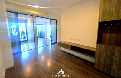 ขายคอนโด : ด่วน!! ราคานักลงทุน คอนโด 35 ตร.ม. Pool access "Rare Unit ระเบียงติดสระ" ใกล้ BTS สายหยุด ลงทุนน้อย-กำไรสูง ถูกสุดในโครงการ ดิ ออริจิ้น พหลฯ-สะพานใหม่