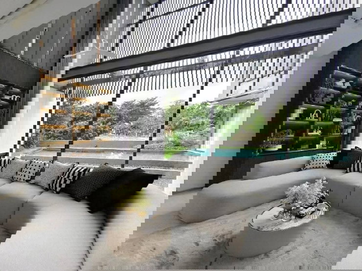 รูป ปล่อยเช่า พลูวิลล่าสร้างใหม่ 2 ชั้น ให้พื้นที่หน้าบ้านกว้างขวาง โดดเด่นด้วยการออกแบบที่ผสาน Modern & Contemporary ได้อย่างลงตัว สร้างบรรยากาศโปร่ง - รูปที่ 3/47