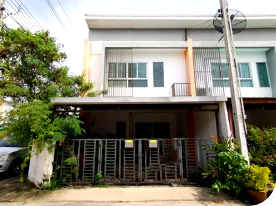 ทาวน์โฮม นิคมที เอฟ ดี 2 : BP00456 ขายทาวน์เฮ้าส์ หมู่บ้านสิรารมย์พลัส ตำบลท่าสะอ้าน อำเภอบางปะกง จังหวัดฉะเชิงเทรา