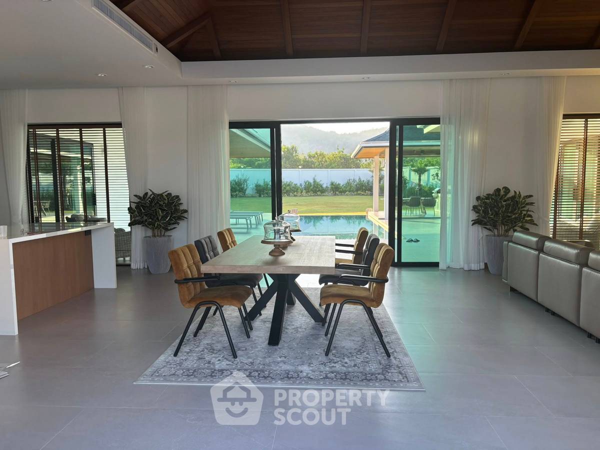 รูป วิลล่า 4-ห้องนอน ใน ทับใต้ (ID 2809607) - รูปที่ 3/24