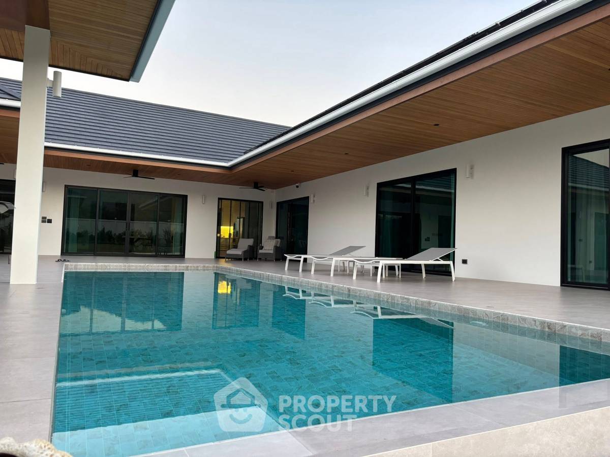รูป วิลล่า 4-ห้องนอน ใน ทับใต้ (ID 2809607) - รูปที่ 1/24