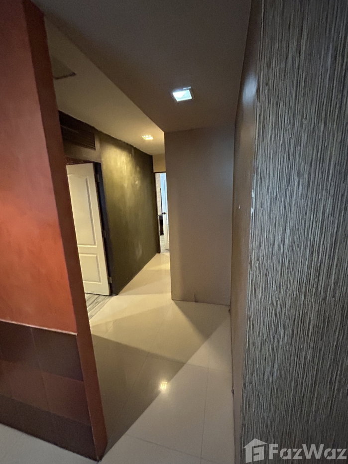 picture Secure Your Dream Home: La Maison Phaholyothin 24 1165134 - 9/32