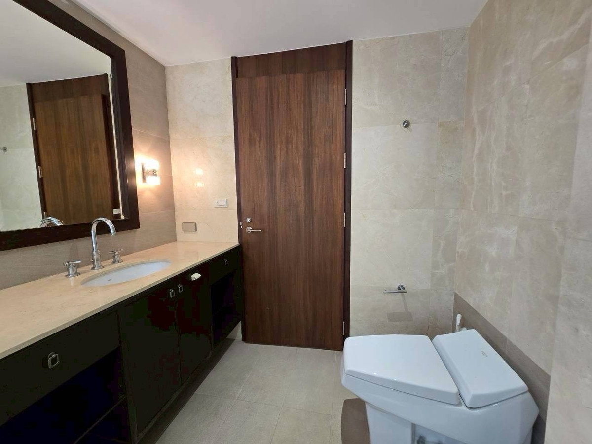 รูป Supreme Residence (สุพรีม เรสซิเด้นซ์)   พื้นที่ใช้สอยกว่า 400 ตร.ม. 3 ห้องนอน 3 ห้องน้ำ  - รูปที่ 30/45