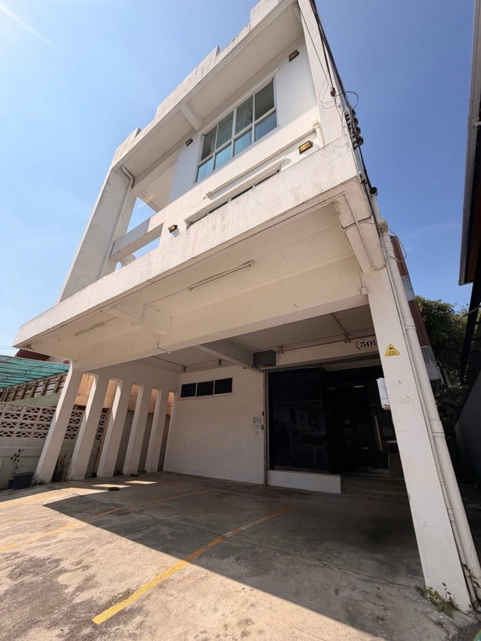 รูป WS7143 🏢 ให้เช่าHome Office ใจกลางเมือง พระราม 9 ใกล้ 🚈 พระราม 9 เพียง 79,000 บาท/เดือน 💕 - รูปที่ 2/7
