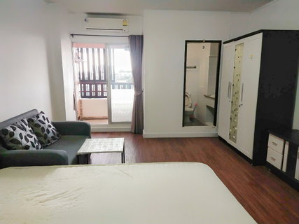 ขายคอนโดลาดพร้าวการ์เด้นท์ใกล้รถไฟฟ้าราคาถูก