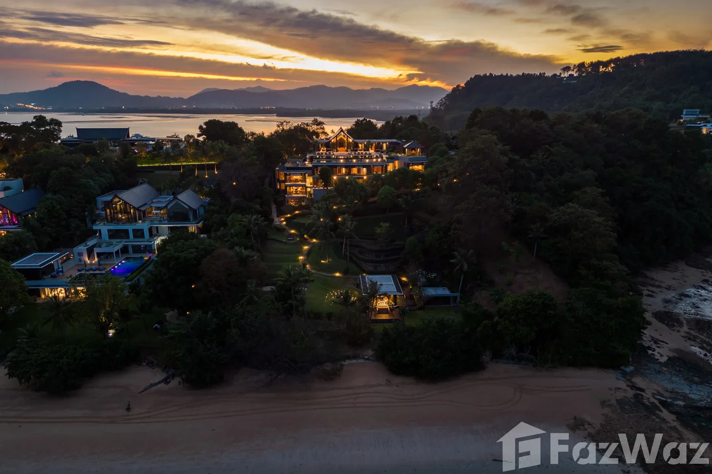picture 10 Bedroom oceanfront villa 6189681 - 38/48