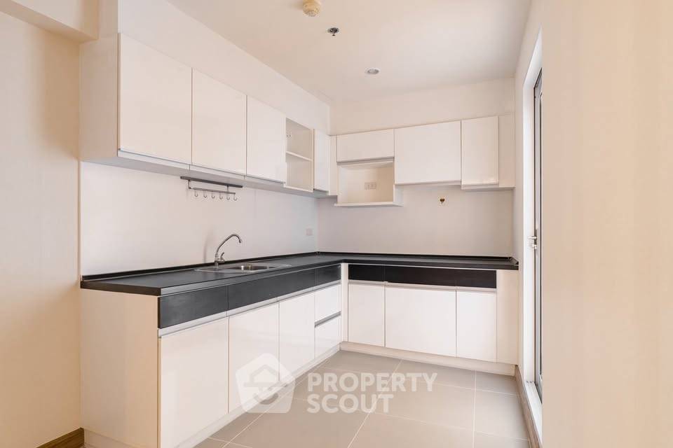 รูป คอนโด 3-ห้องนอน ที่ ศุภาลัย ริเวอร์ รีสอร์ท เจริญนคร ใน สำเหร่ (ID 2808773) - รูปที่ 13/16