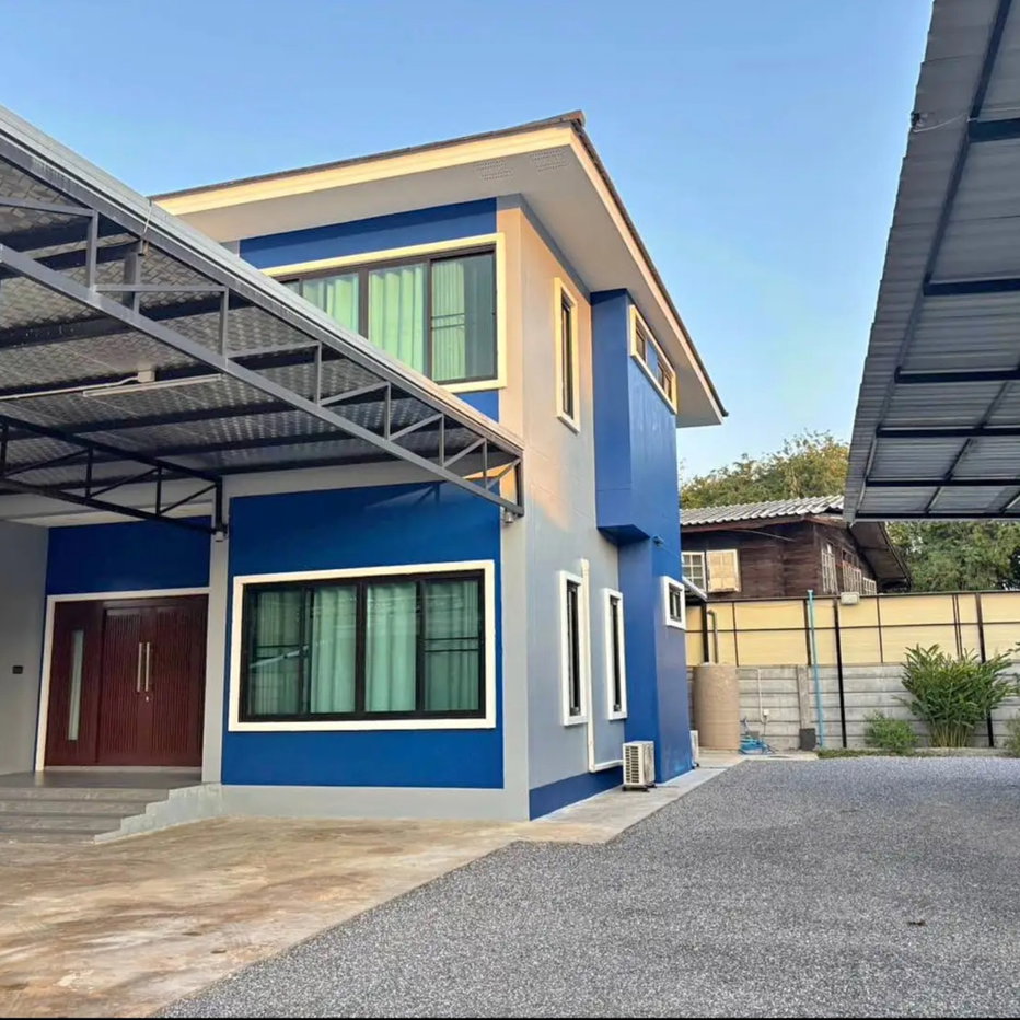 picture Nice House for rent 4 bedroom prime area - 2/19