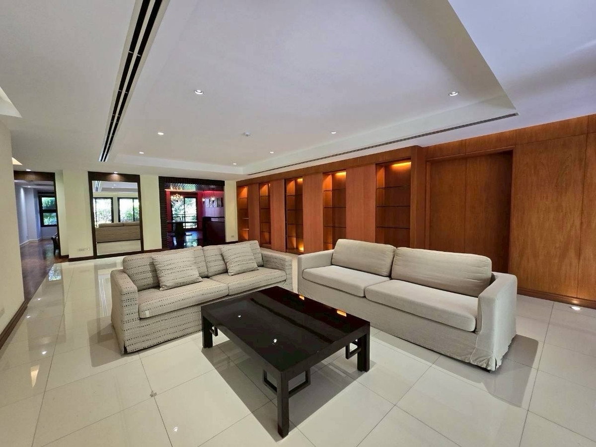 รูป Supreme Residence (สุพรีม เรสซิเด้นซ์)   พื้นที่ใช้สอยกว่า 400 ตร.ม. 3 ห้องนอน 3 ห้องน้ำ  - รูปที่ 6/45