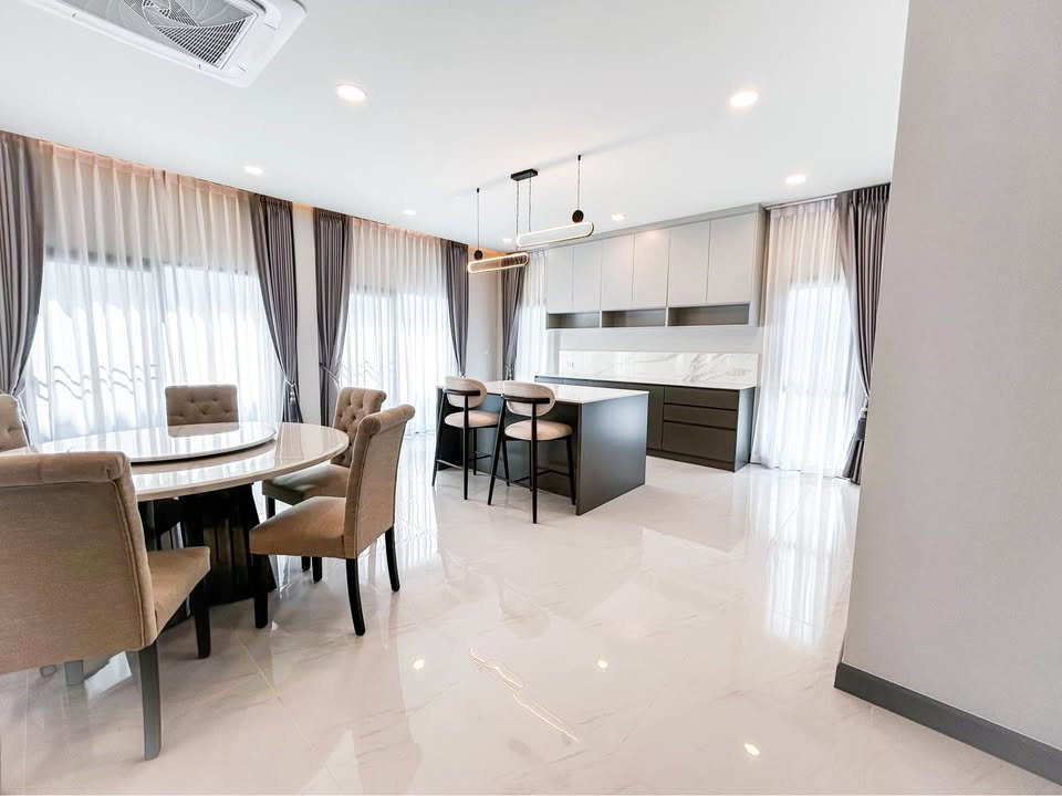 รูป WS7138 🏡ให้เช่าบ้านหรูใหม่ โครงการคุณภาพ The City Bangna  ติด Mega Bangna เพียง 200,000 บาท/เดือน 🔥🌟 - รูปที่ 5/16