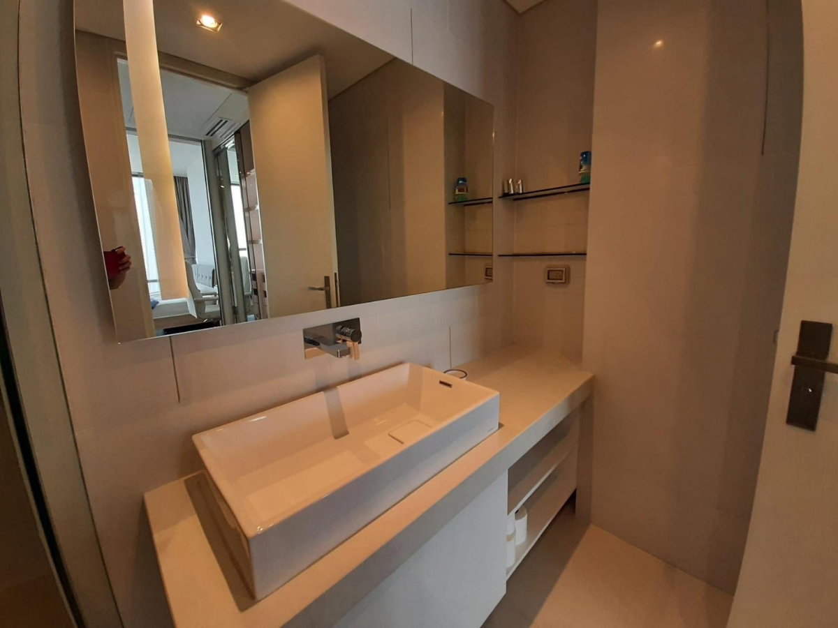 รูป The Bangkok Sathorn 1 bedroom 🔑🎈 bts surasak - รูปที่ 2/6