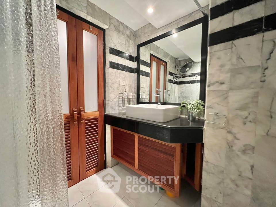 รูป คอนโด 2-ห้องนอน ที่ ฮิลล์ไซด์คอนโดมิเนียม 3 ใกล้ นิมมานเหมินท์ (ID 2810163) - รูปที่ 16/18