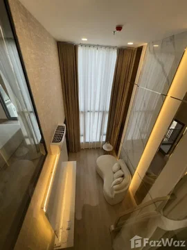 Life Asoke Rama 9 6190821