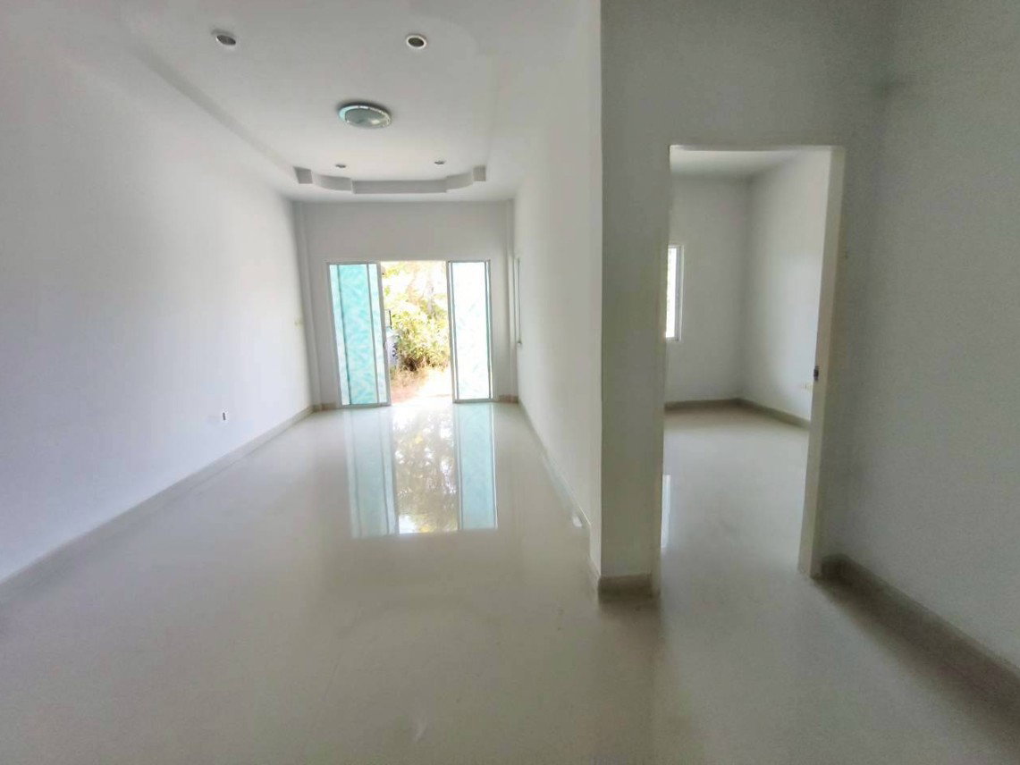 picture TOWN HOUSE 29 Sq.w. Hua Hin Prachaubkirikhan for 878,000 - 10/11