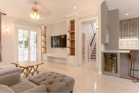 รูปภาพ 🔥 For Rent‼️ Fantasia Villa 4 | บ้านหรูสไตล์ Victorian ใหม่เอี่ยม ใกล้รถไฟฟ้าสายสีเหลือง (ศรีเอี่ยม / ศรีนครินทร์)