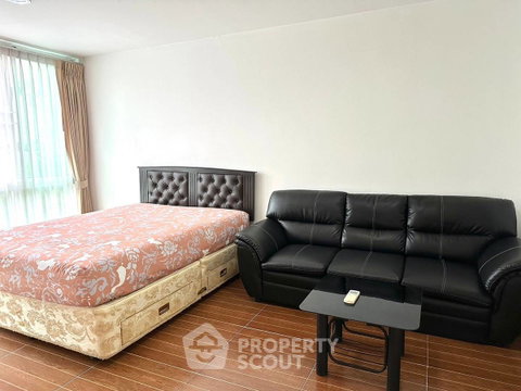 1-BR Condo at D 65 Condominium near BTS Ekkamai (ID 1443979)