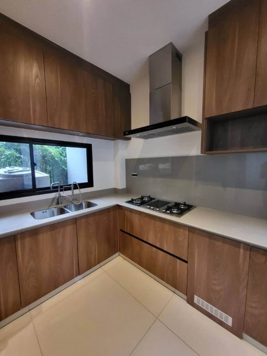 รูป P0657/ให้เช่า BuGaan Krungthep Kreetha บ้านเดี่ยวระดับ Luxury 3 ชั้น หลังมุม วิวสระว่ายน้ำ พร้อมลิฟต์ส่วนตัว - รูปที่ 27/30