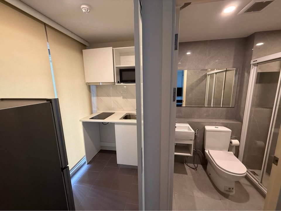 picture R2973 Condo ForRent Blue Phahonyothin 35 - 5/11