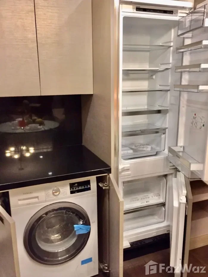 picture The XXXIX 6191481 - 10/11