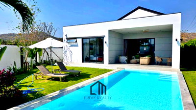 บ้านเดี่ยว ม.ราชภัฏสวนดุสิต หัวหิน : วิลล่าสไตล์โมเดิร์นพร้อมสระว่ายน้ำส่วนตัว ในหัวหิน