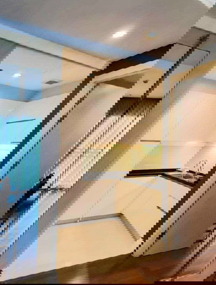 รูป คอนโด 1 ห้องนอนขนาดใหญ่ สวยและกว้างขวาง ให้เช่าในย่านพร้อมพงษ์ โครงการ Bright Sukhumvit 24 - รูปที่ 2/10