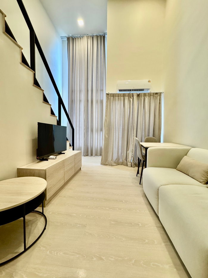 รูป CD276/ปล่อยเช่า Flo by Sansiri ห้องรูปแบบ Duplex ชั้นสูงวิวสวย 0 เมตรจากรถไฟฟ้าสายสีทอง - รูปที่ 3/6