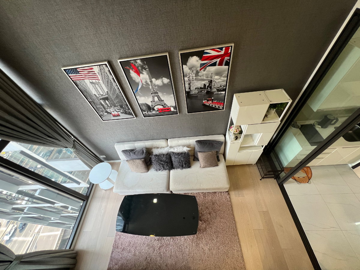 รูป ❤️🏙️ คอนโด Duplex 2 ชั้น❤️ 📸Video room🚝 MRT พระราม 9 ห้องสวย 🔰ใกล้ Central พระราม 9 , ฟอร์จูน จ๊อดแฟร์☎️ Tel/line/whatapp : 0917061999 คุณกวา - รูปที่ 8/37
