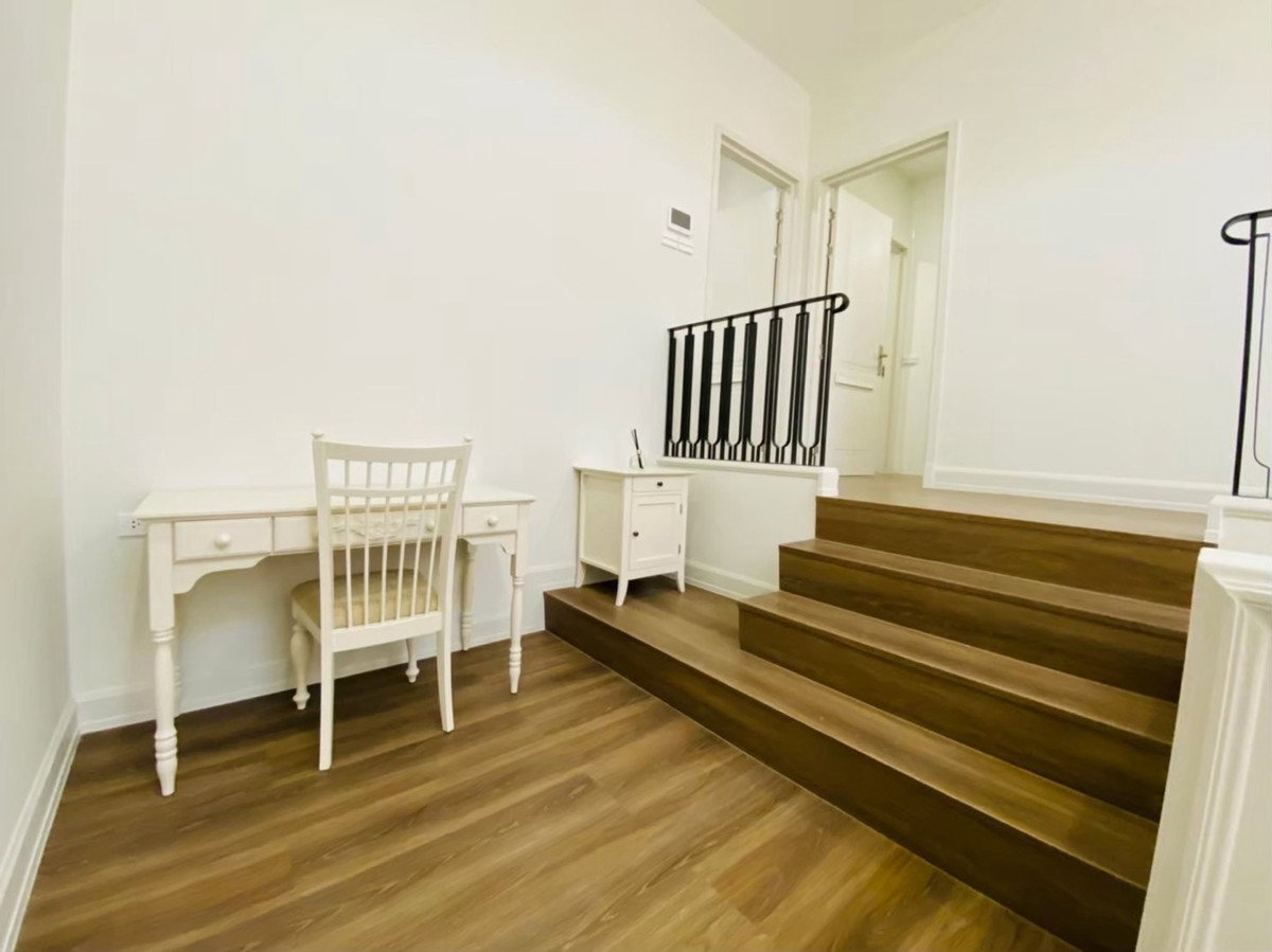 รูป P0658/ขายและปล่อยเช่า Nantawan Rama 9 - New Krungthep Kreetha บ้านหรูสไตล์ French Eclectic หลังใหญ่ พร้อมเข้าอยู่ - รูปที่ 8/19