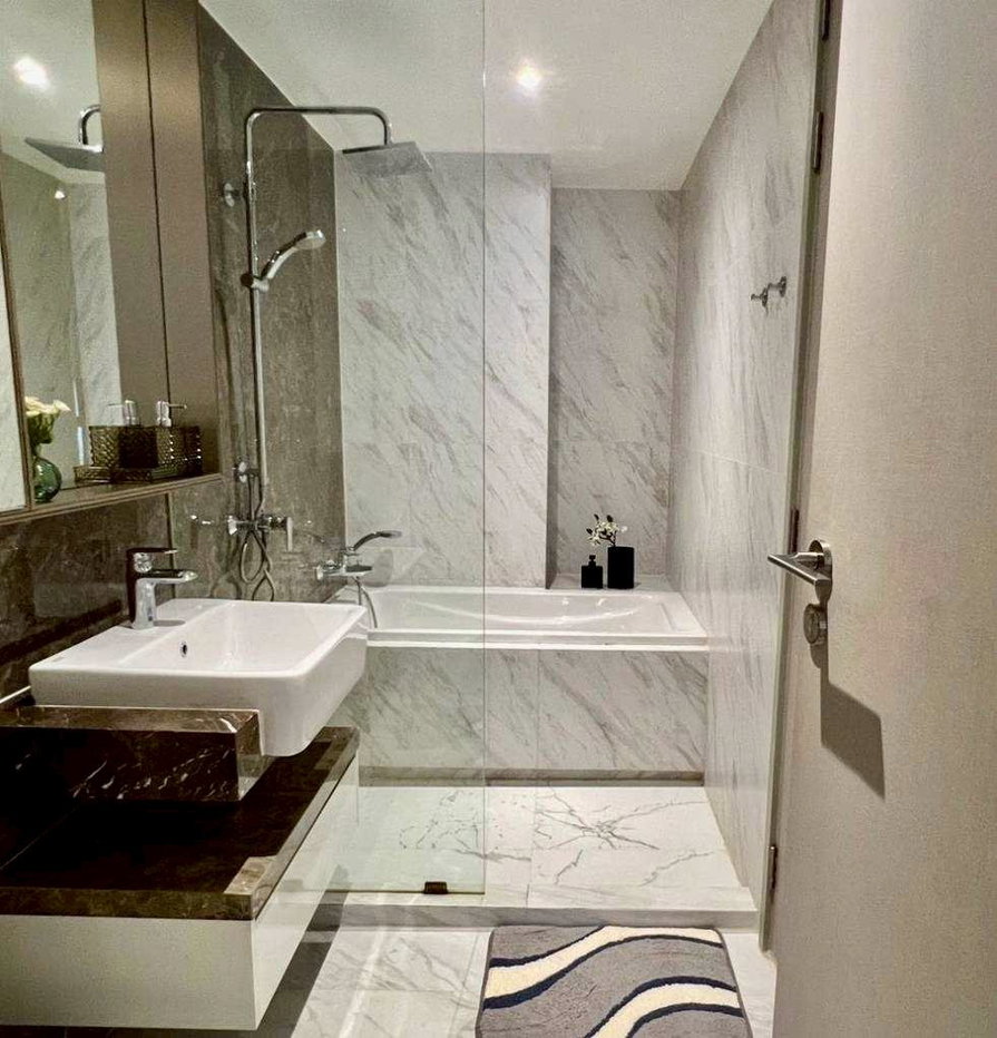 รูป LTH14996  Modern Condo Low Floor for Sale Asok | City Lifestyle Best Value | Near BTS Asok | 12.3 MB - รูปที่ 1/4