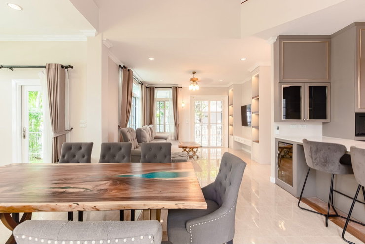 รูป 🔥 For Rent‼️ Fantasia Villa 4 | บ้านหรูสไตล์ Victorian ใหม่เอี่ยม ใกล้รถไฟฟ้าสายสีเหลือง (ศรีเอี่ยม / ศรีนครินทร์) - รูปที่ 7/18