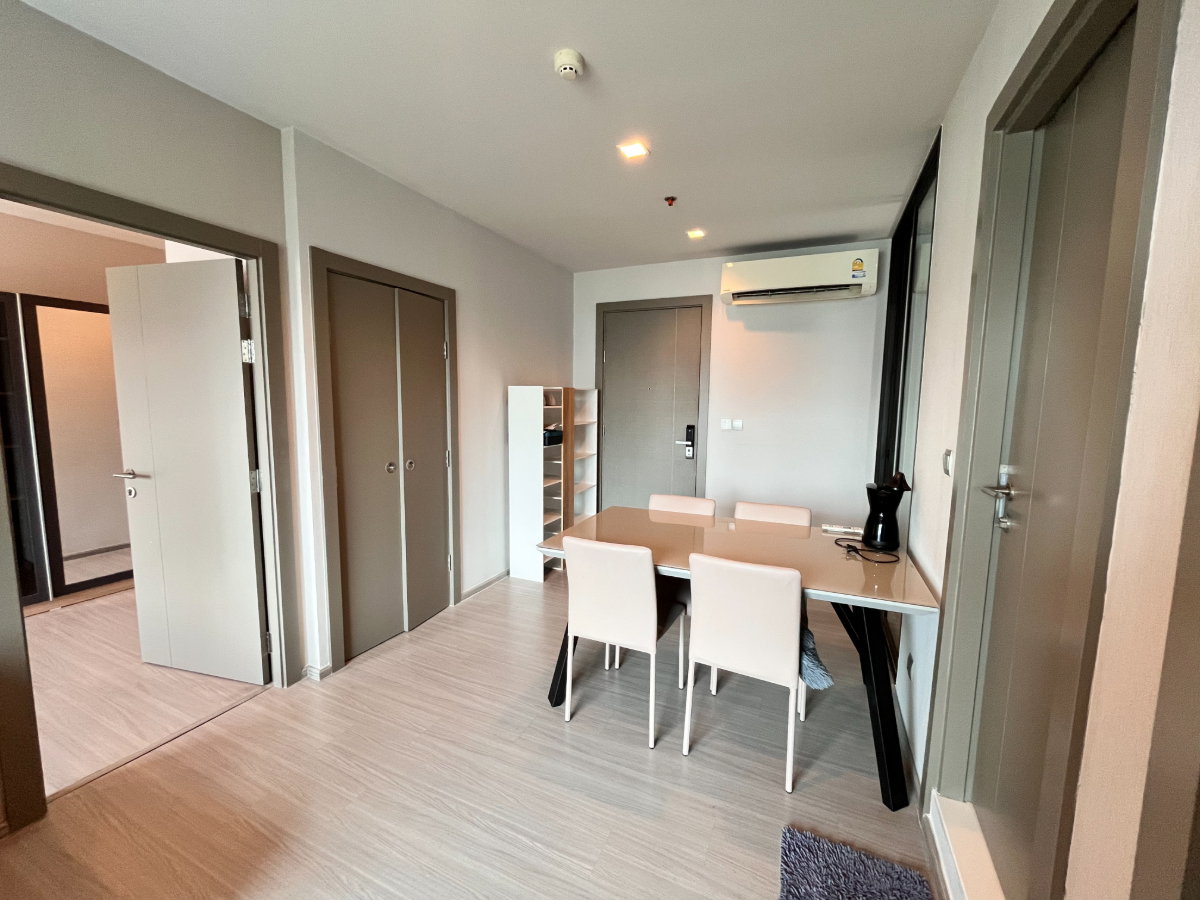 รูป ไลฟ์ อโศก - พระราม 9 | 2ห้องนอน ชั้นสูง ใกล้ MRT และเซ็นทรัลพระราม 9 33,000 บาท / เดือน - รูปที่ 12/15