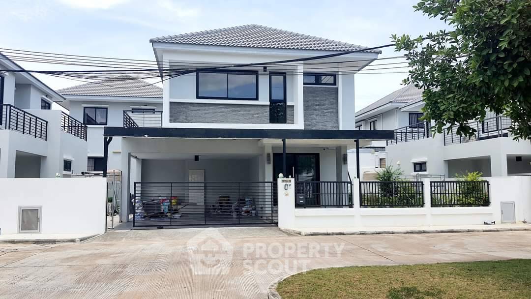 รูป วิลล่า 3-ห้องนอน ที่ อุไรวรรณ พาร์ค วิว ใกล้ เมืองพัทยา (ID 1496769) - รูปที่ 1/18