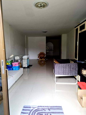 ทาวน์โฮม วิทยาลัยพณิชยการเชตุพน : ทาวน์เฮ้าส์ 3-ห้องนอน ใน จอมทอง (ID 2809865)