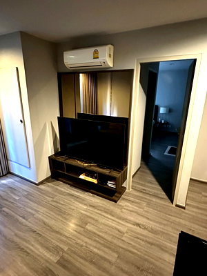 คอนโดให้เช่า : 💛💙❤️(For Rent)Ideo Mobi Sukhumvit 40 🚝 600 m. BTS Ekkamai