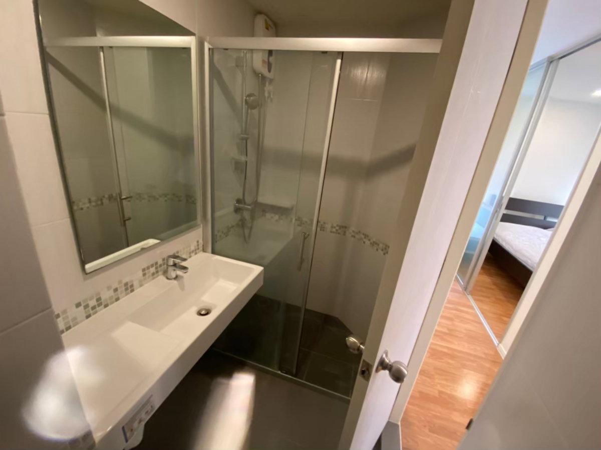 รูป ให้เช่า ลุมพินี เพลส พระราม4 - รัชดา ขนาด 23 ตร.ม ชั้น3 12,900 บาท/เดือน Line ID : 2424yusuke  - รูปที่ 10/11