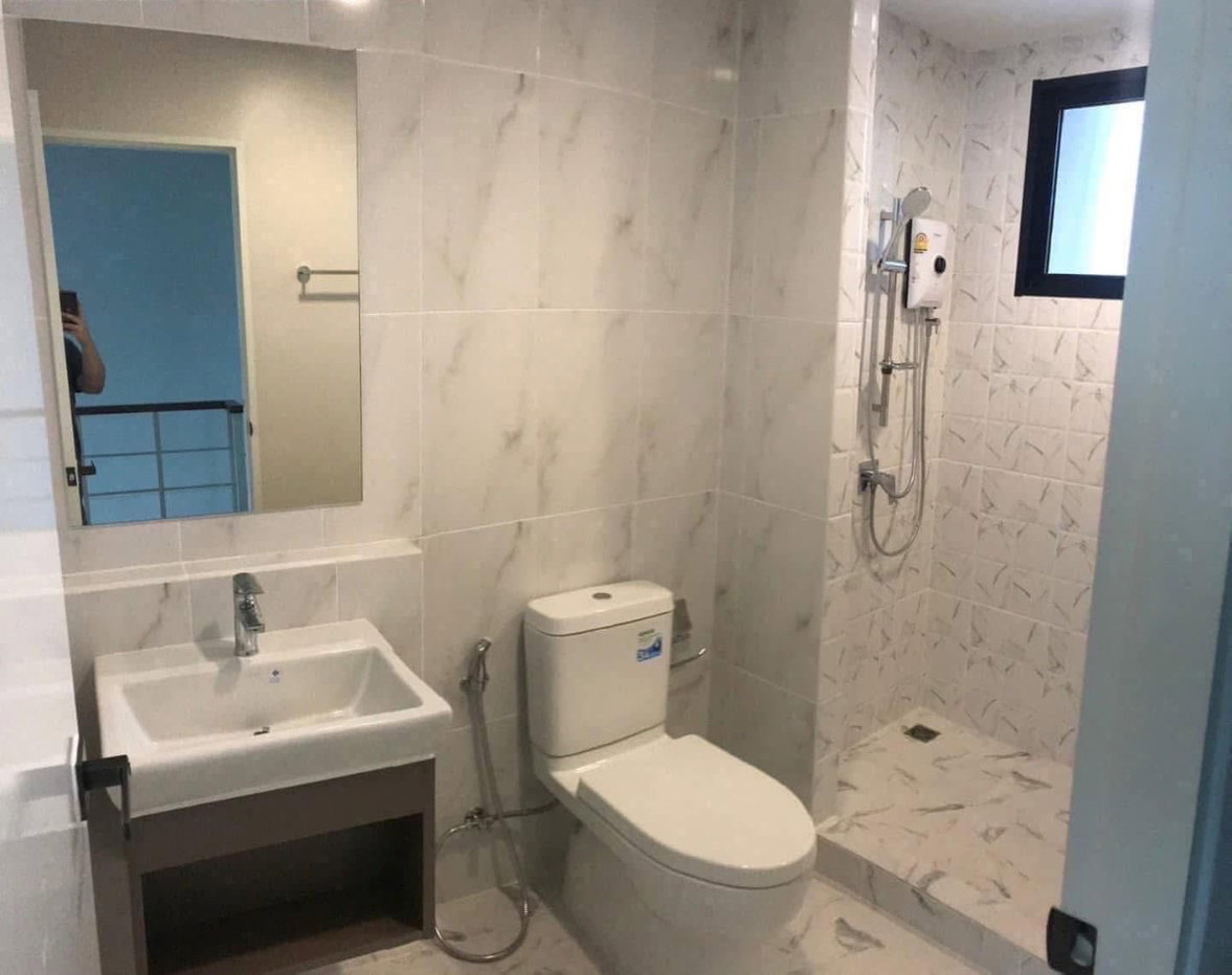 รูป ให้เช่าบ้าน บ้านกลางเมือง ศรีนครินทร์ - อ่อนนุช  สุขุมวิท77  พัฒนาการ  เฟอร์ครบพร้อมเครื่องใช้ไฟฟ้า ทาวน์โฮม3ชั้น  - รูปที่ 6/12