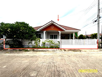 บ้านเดี่ยว นนทบุรี : บ้านเดี่ยว 55.7 ตร.วา รติรัตน์ ถนนต้นเชือก-วัดมะสง ไทรน้อย นนทบุรี 2.8M