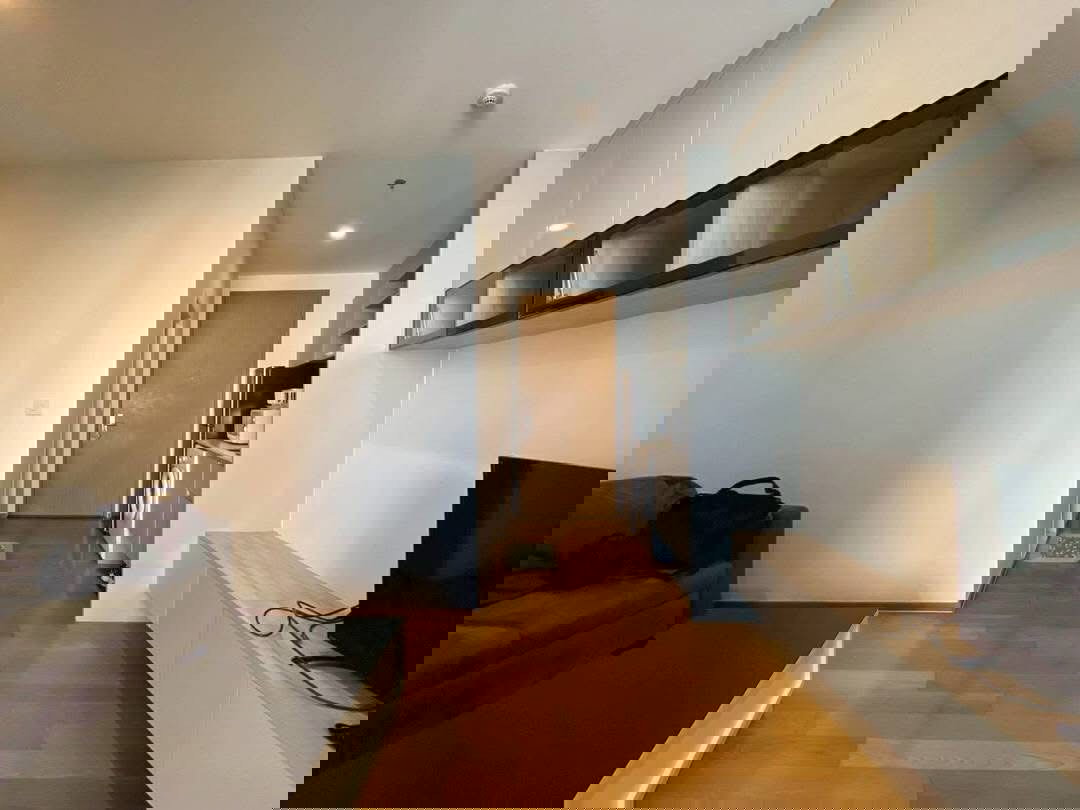 picture Noble Revo                    Silom - 9/14