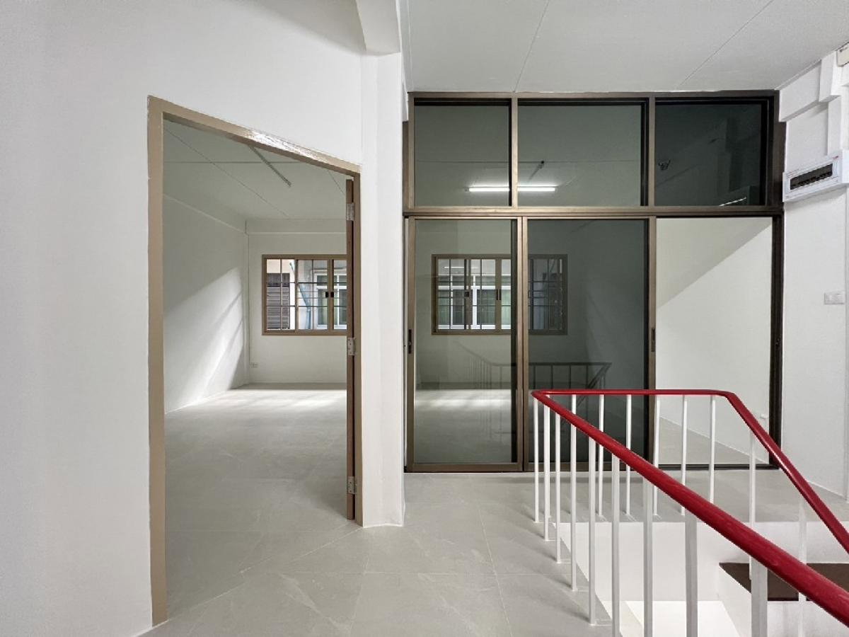 รูป WS7154 🔥 บ้านเช่ารัชดาซอย 3 ใกล้ Central Plaza Grand Rama 9 & MRT พระราม 9 🔥เพียง 35,000 บาท/เดือน - รูปที่ 12/19