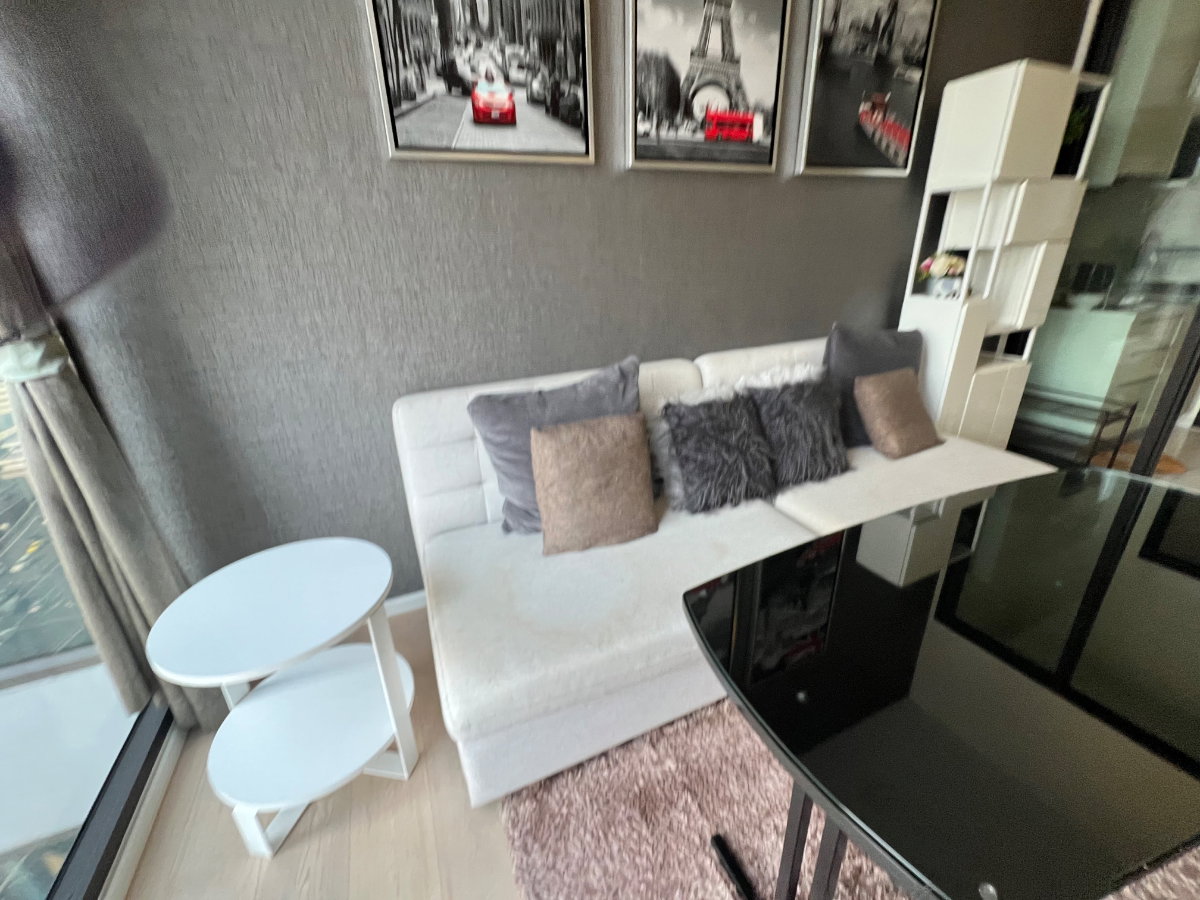 รูป ❤️🏙️ คอนโด Duplex 2 ชั้น❤️ 📸Video room🚝 MRT พระราม 9 ห้องสวย 🔰ใกล้ Central พระราม 9 , ฟอร์จูน จ๊อดแฟร์☎️ Tel/line/whatapp : 0917061999 คุณกวา - รูปที่ 4/37