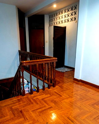 เช่าทาวน์โฮม MRT ศูนย์วัฒนธรรมแห่งประเทศไทย : NCR560010 เช่า ให้เช่า ปล่อยเช่า ทาวน์เฮ้าส์ พระราม 9 รัชดา ทาวน์เฮ้าส์ รัชดาภิเษก ราคาถูก สนใจ Line: @695zzpyr