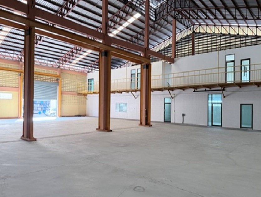 รูป ให้เช่าโกดัง พร้อมสำนักงาน / ขนาดใหญ่ / พื้นที่ใช้สอยรวม 1200 ตารางเมตร / ริมถนนพระราม 2 ซอย ต้น ๆ  - รูปที่ 10/11