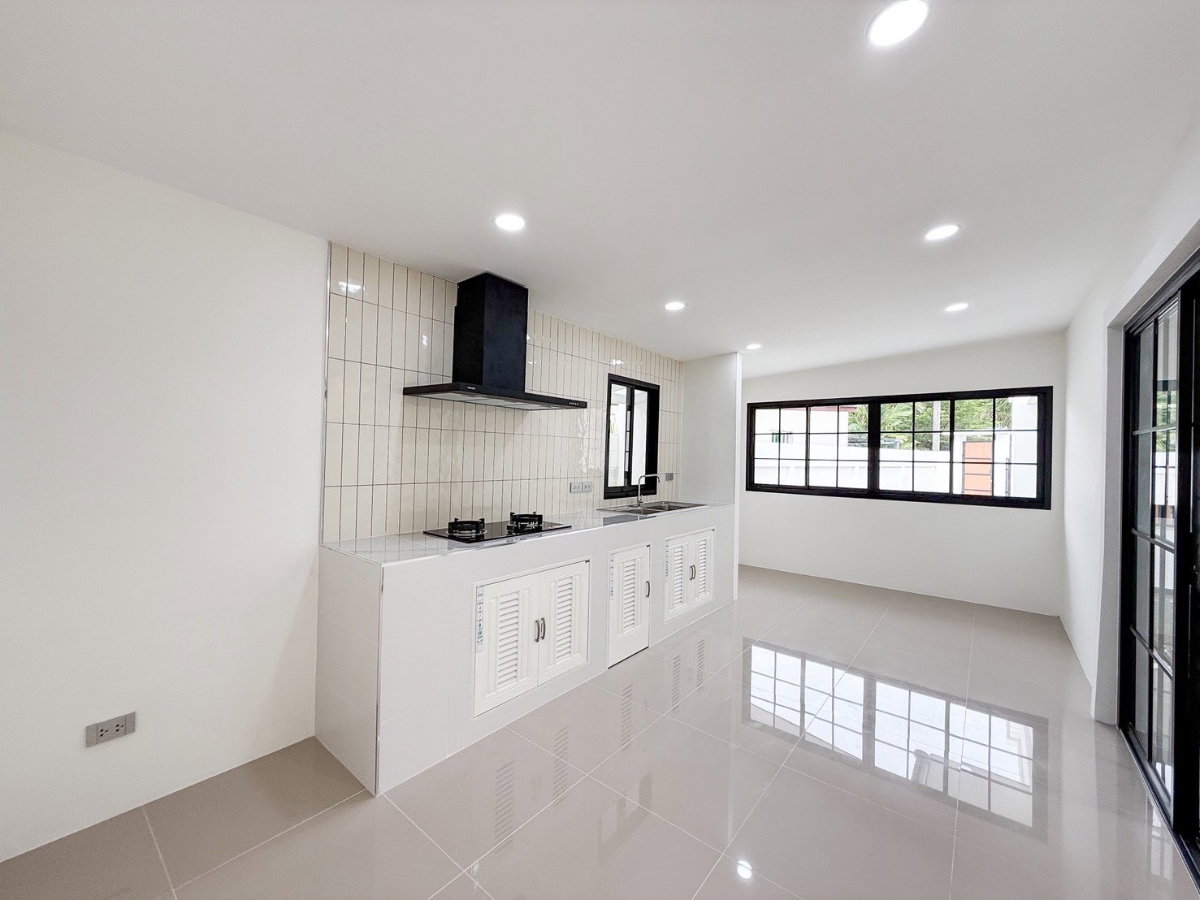 รูป บ้านเดี่ยวทำเลถลาง วิวสวน ไม่ชนใคร พร้อมอยู่ - รูปที่ 21/50