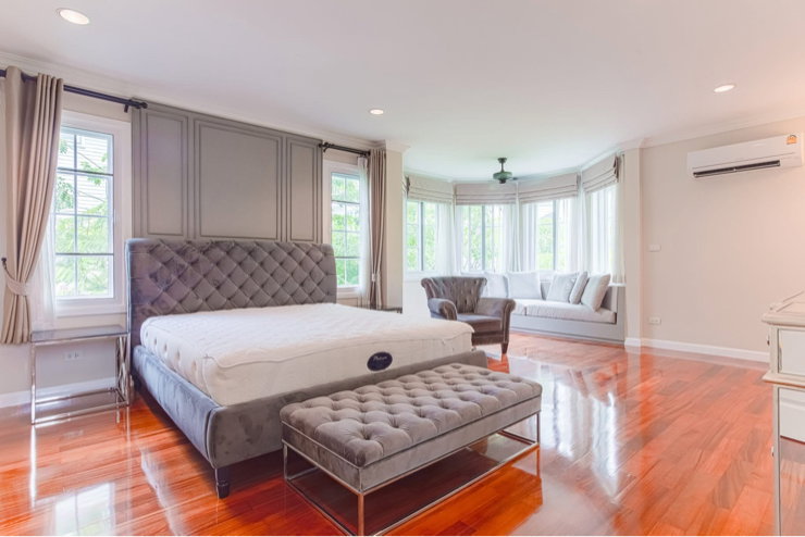 รูป 🔥 For Rent‼️ Fantasia Villa 4 | บ้านหรูสไตล์ Victorian ใหม่เอี่ยม ใกล้รถไฟฟ้าสายสีเหลือง (ศรีเอี่ยม / ศรีนครินทร์) - รูปที่ 8/18