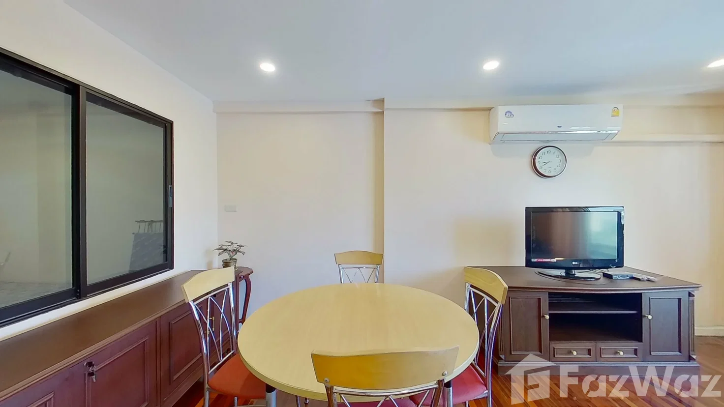 picture 2 Bedroom Condo for rent at Navin Court 1085422 - 6/9